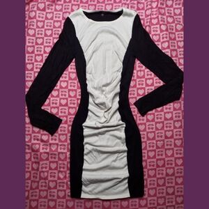 Black & White Longsleeve Express Dress